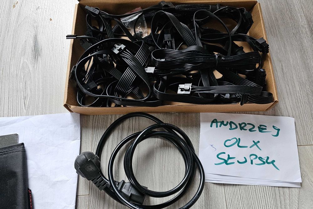 Zasilacz XFX XTi 1000 certyfikatem 80 Plus Titanium Seasonic