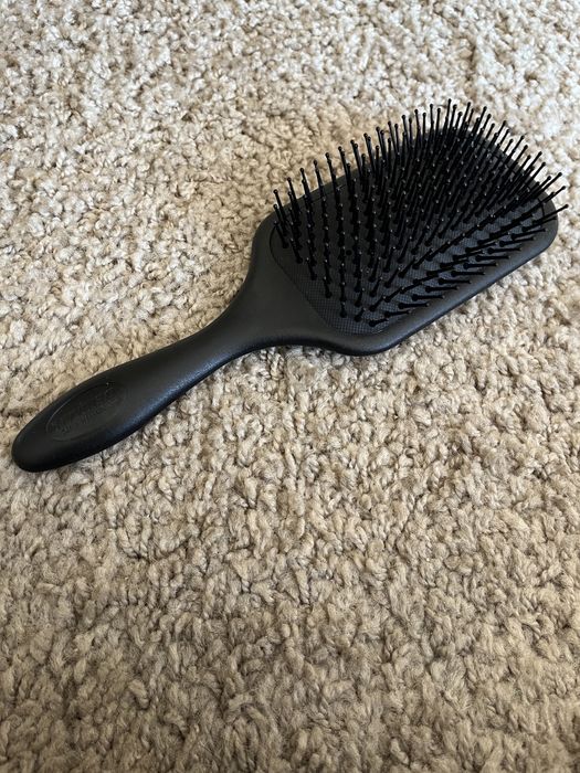 Szczotka Denman D83 Paddle Brush pneumatyczna do rozczesywania włosów