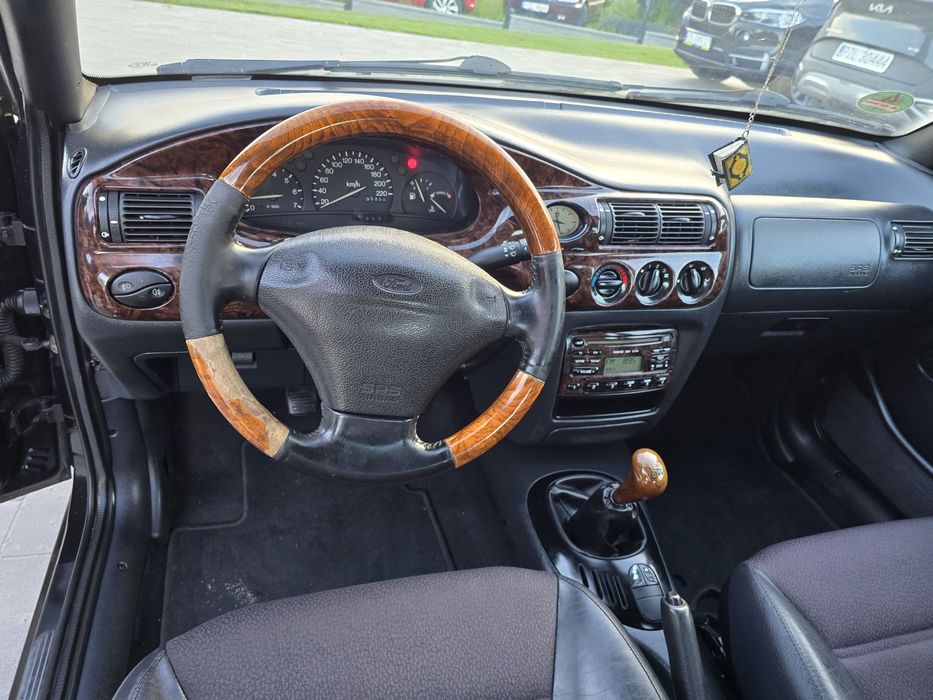 Escort/Cabrio/Ghia/Karmann/oplacony