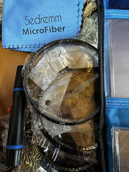 Набір, градуйовані кольорові фільтри та перехідні кільця 49-82 мм