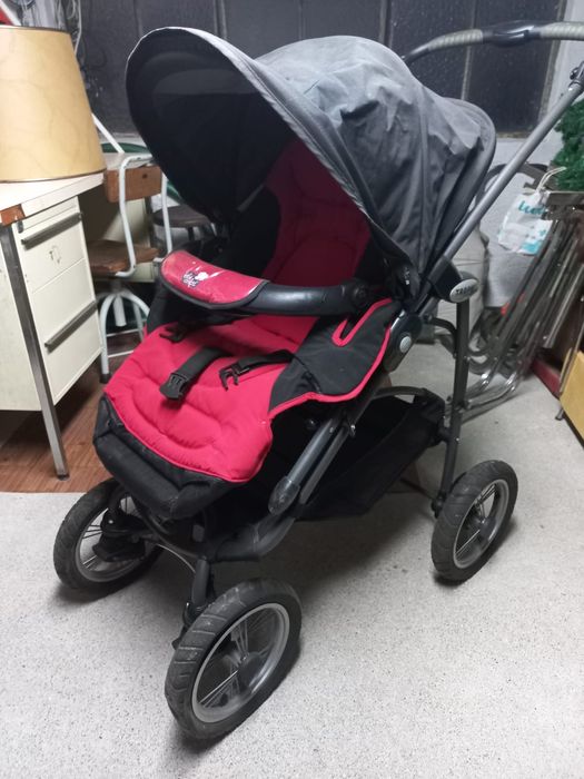 Carrinho de passeio e ovo Bebe Confort