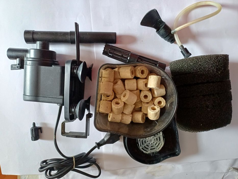 Обладнання для акваріума.