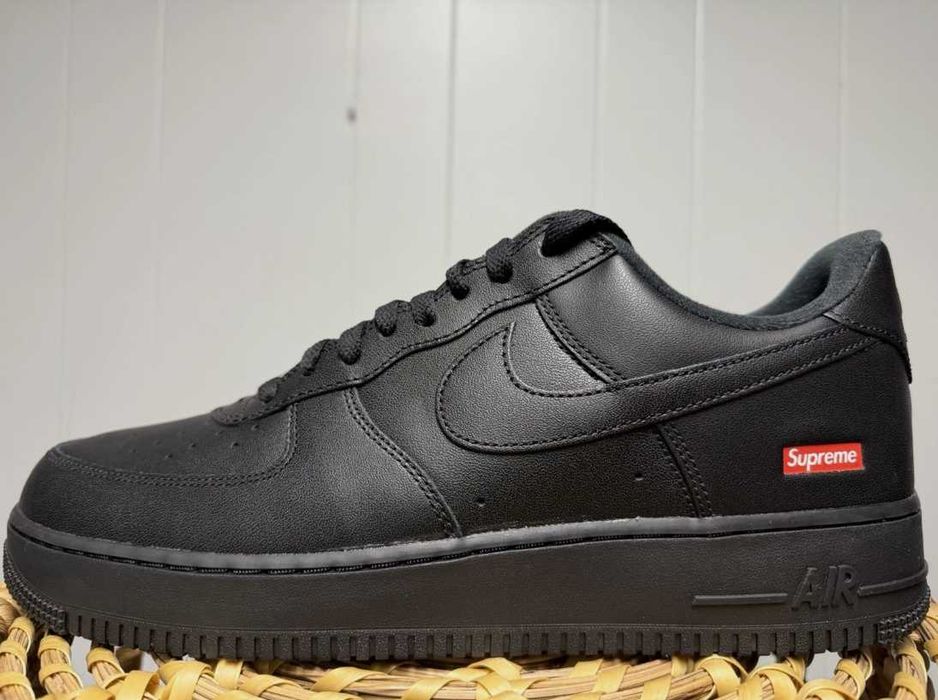 Nike_Air_Force_1_Low_Supreme_Black R.42