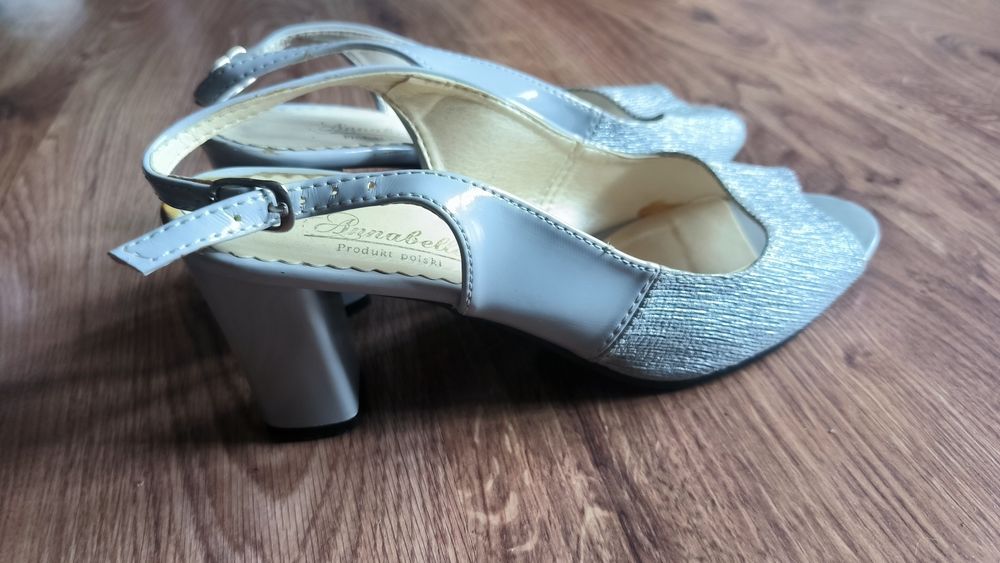 Sandały damskie Annabelle rozm 38