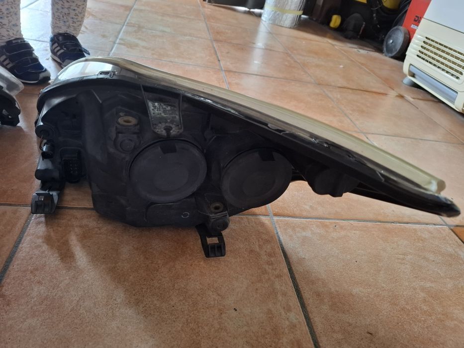 Óticas bidirecionais para Ford Focus MK2