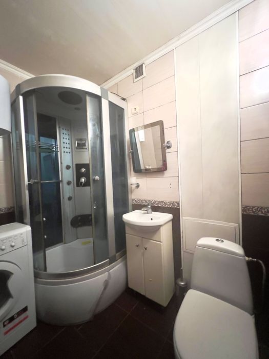 С ремонтом 2-х комнатная Варненская--парк Горького-Черёмушки--ГАЗ/ТЕЦ