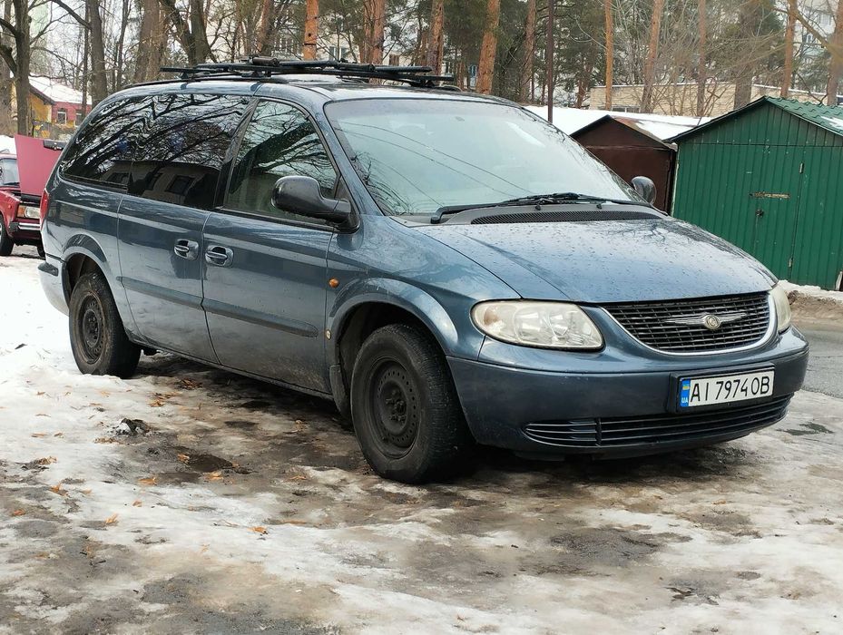 Chrysler Grand Voyager 3.3 v6 AT газ бензин автомат минивео 7 мест
