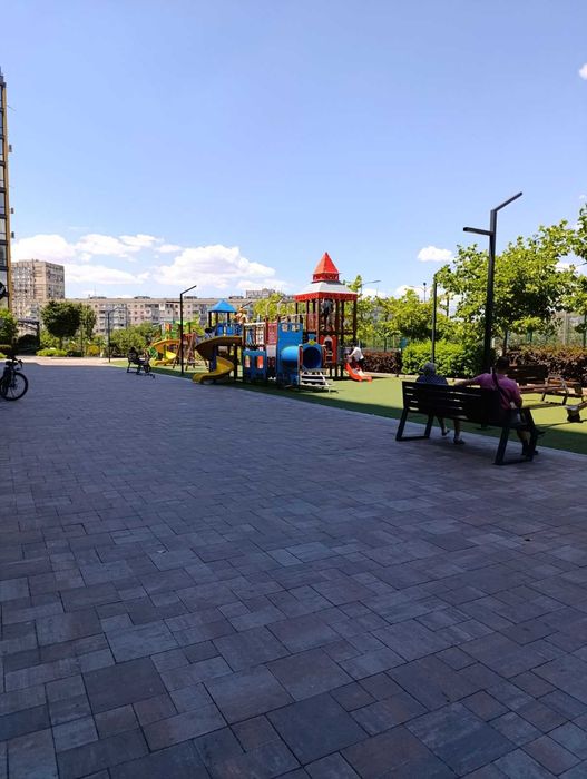 2 кімнатна квартира + кладовка , ЖК Приморські сади, прямий вид моря