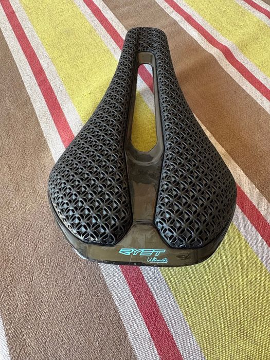 Selim RYET 3D Printed Ultralight Carbon