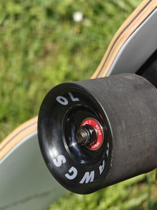 Landyachtz Battle Axe Paper Tiger - longboard