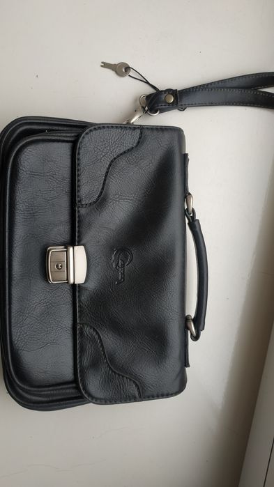 Продам барсетки из кожи