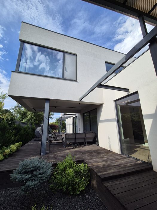 Продам новый современный дом в стиле "High Tech"! Аналогов нет!