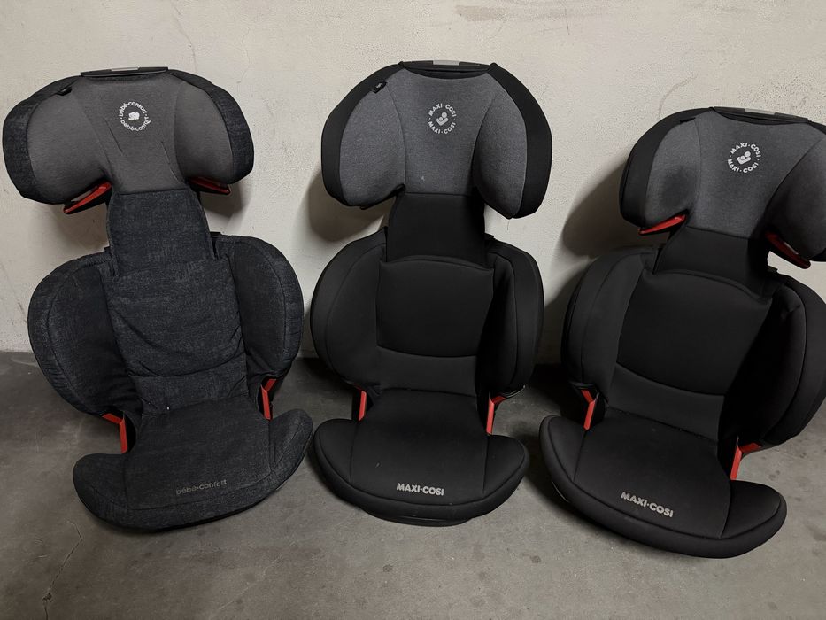 3 Cadeiras Auto Maxi-Cosi / Bébé Confort 15-36 kg com ISOFIX
