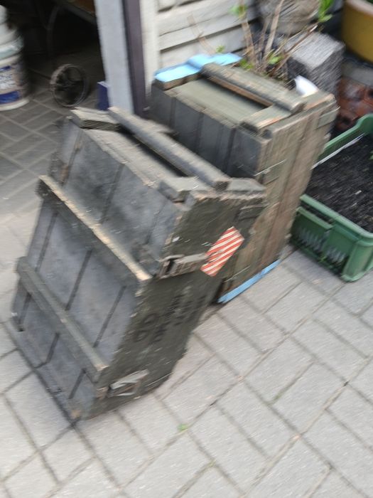 Skrzynie wojskowe 2 sztuki