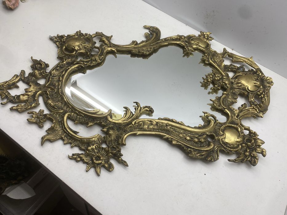 Espelho antigo em latao