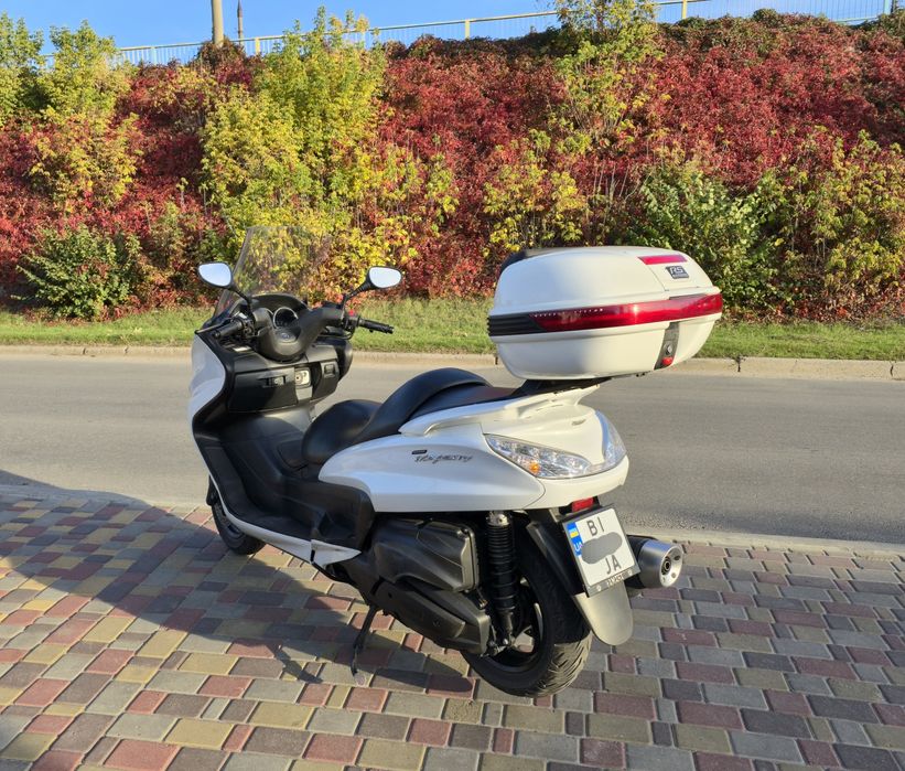 Продам Yamaha GrangMajesty 400