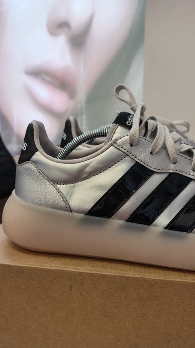 adidas Barreda Decode rozmiar 40