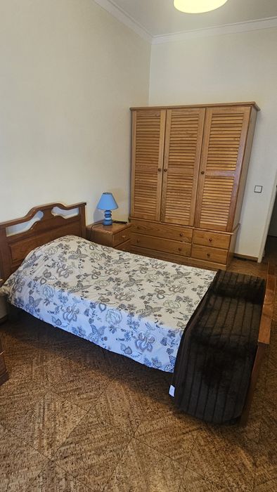 Quarto para arrendar