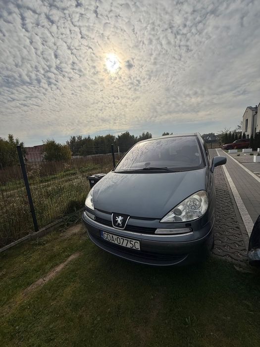 Peugeot 807