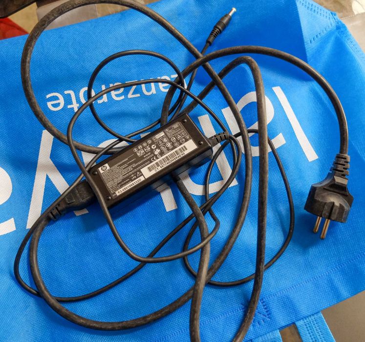 PC Notebook HP Compaq nc6120 - Vintage a funcionar, mas apenas com AC