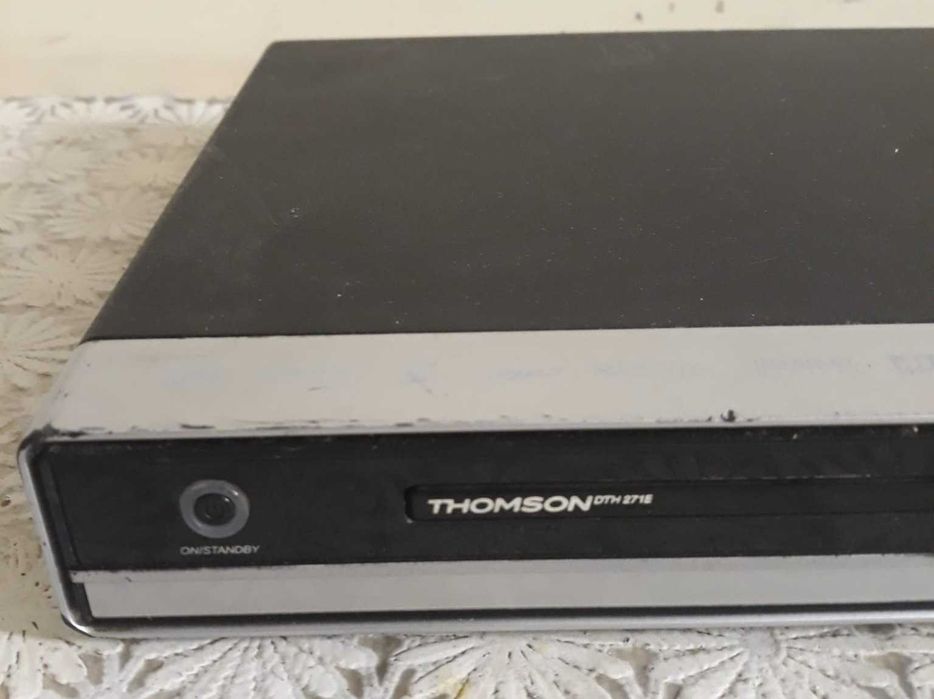 Odtwarzacz DVD Thomson DTH271E (brak pilota)