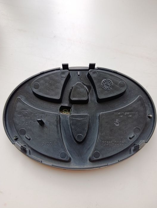 Значок Тойота Toyota 150/100мм,  оригинал, эмблема