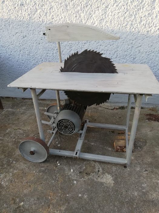 Krajzega do cięcia drewna