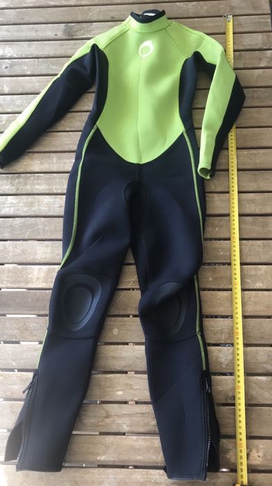 Fato mergulho ou surf ou bodyboard criança