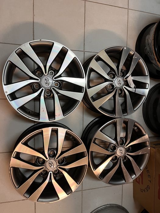 Jantes 16” 5x114.3 originais Hyundai I30 mazda kia