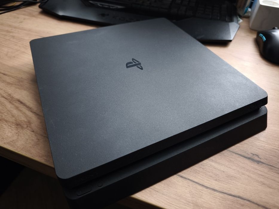 Konsola PlayStation 4 slim 500gb