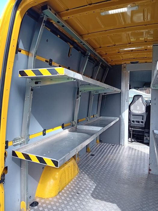 Półki do busa Mercedes