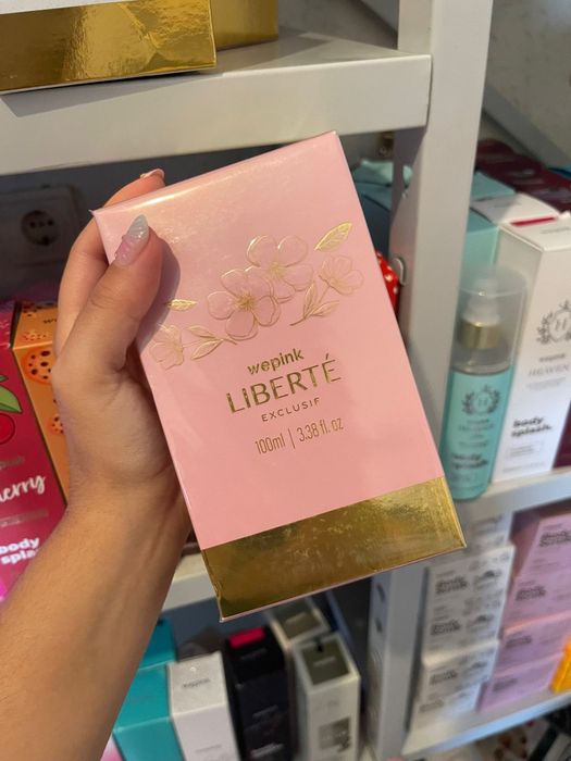 Perfumes wepink virginia Fonseca