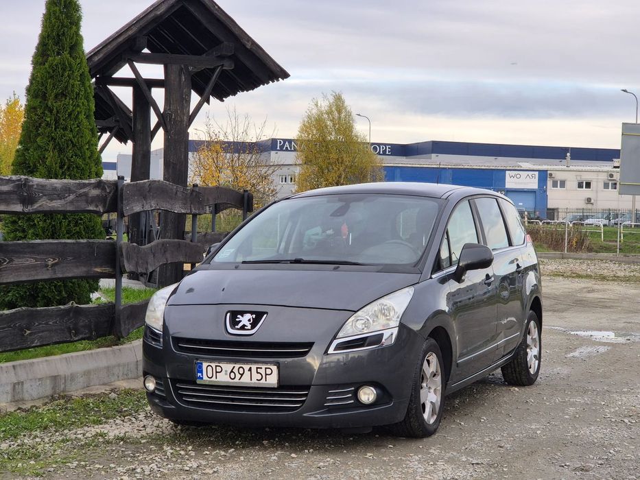 Peugeot 5008