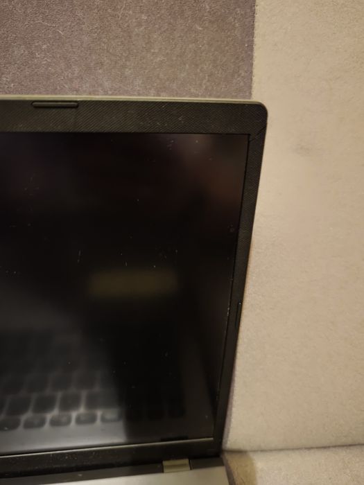 Sprzedam laptopa Asus