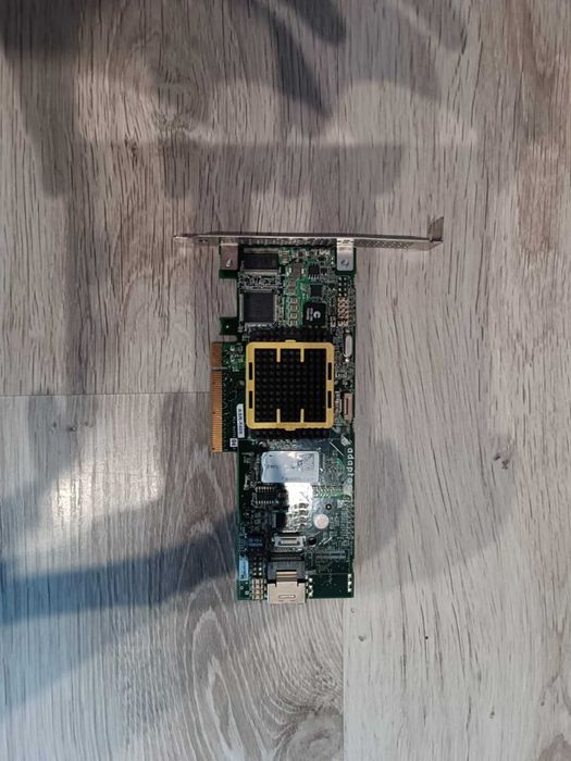 raid ADAPTEC ASR-5405 .