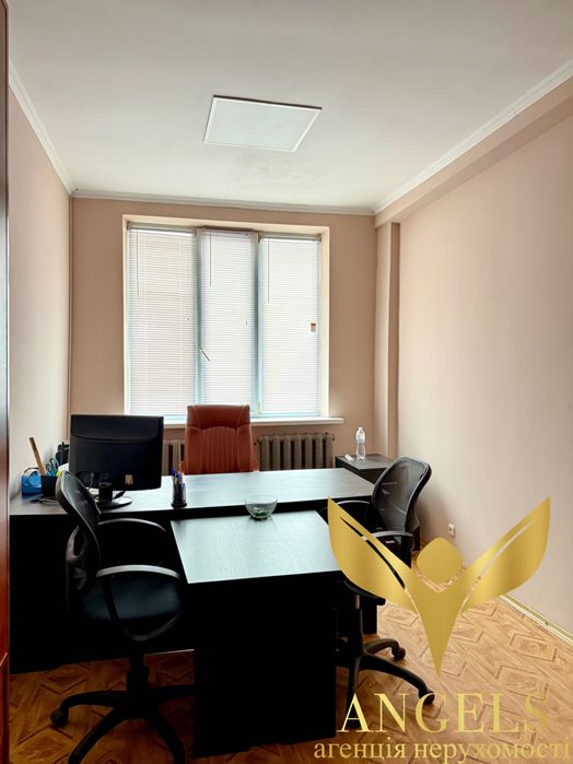 Оренда автономного поверху 382 м2 під офісні приміщення, окремий вхід