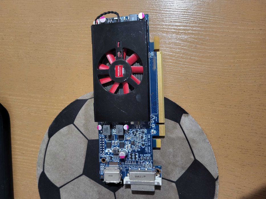Видеокарта AMD Radeon 7500: 550 грн. - Комплектуючі та аксесуари Харків ...