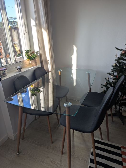 Mesa Vidro com 4 Cadeiras