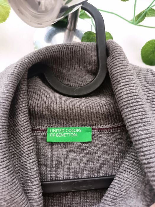 Camisola Cinzenta de Malha Fina de Homem