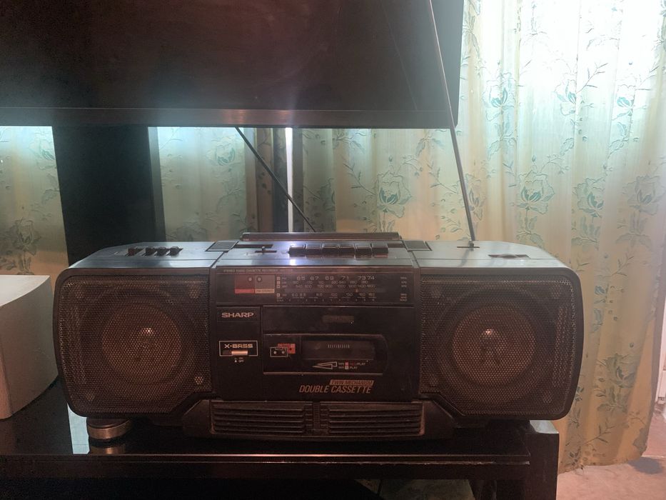 Магнітофон вінтажний SHARP