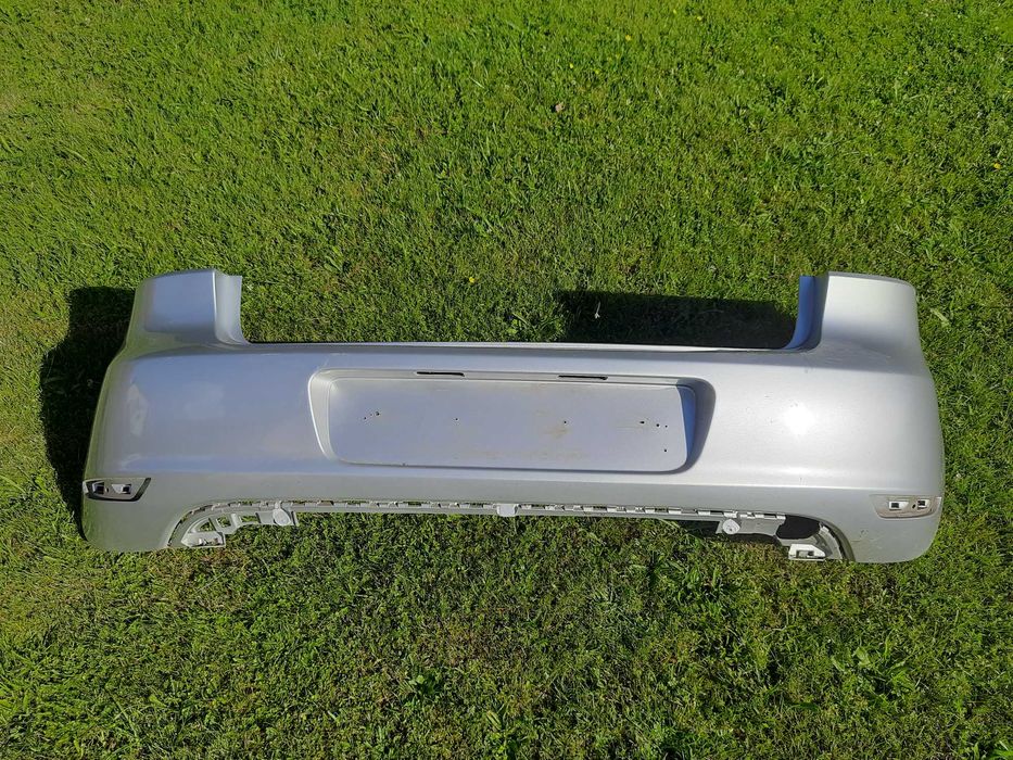 Oddam za darmo zderzak Vw Golf 6 Hatchback