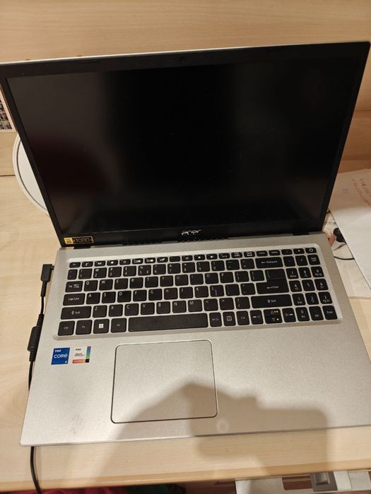 Laptop Acer w bardzo dobrym stanie