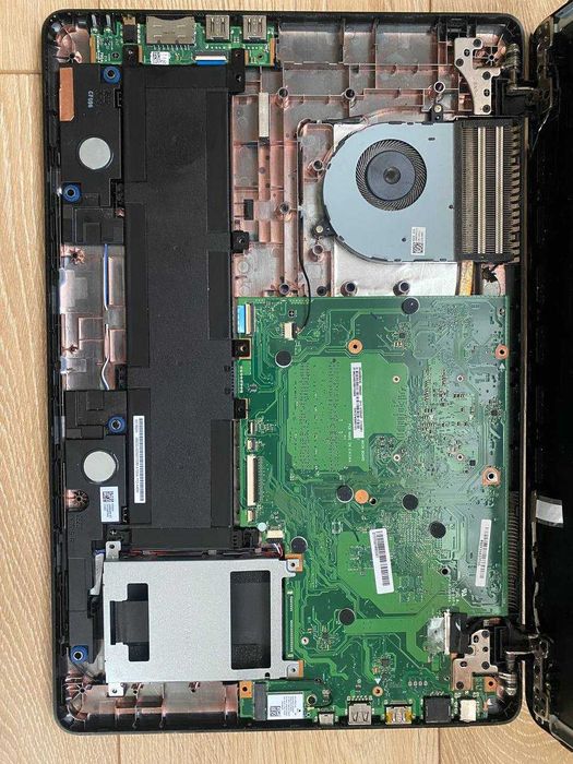 Ноутбук Asus F705U (Pentium 4405U) на запчастини, ремонт