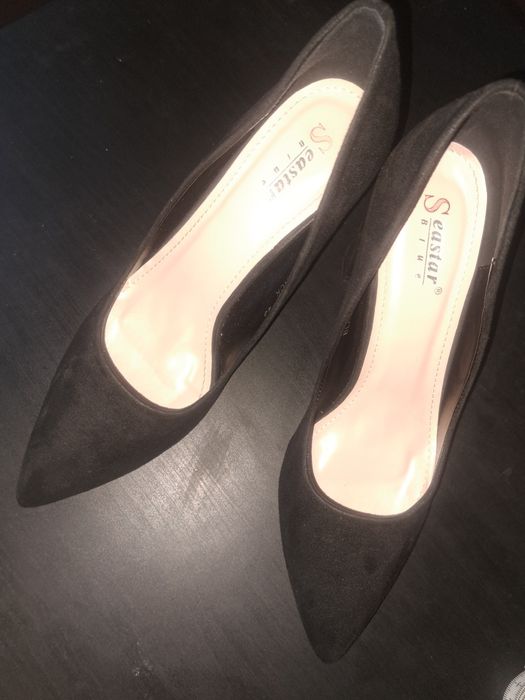 Buty damskie na obcasie