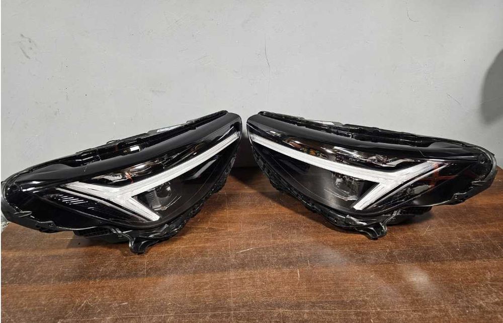 volvo xc40 фара левая правая