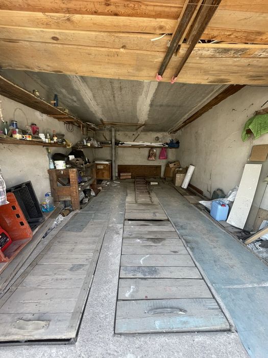 Гараж на Фрегаті