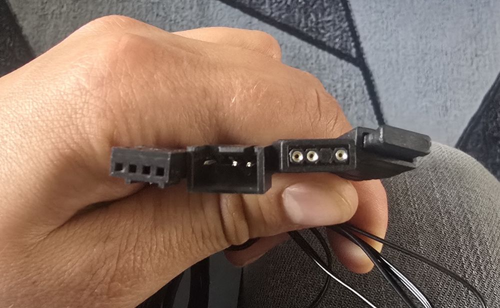 Wentylator PWM 120 mm UPSIREN UF-1 Prism 4- czarny