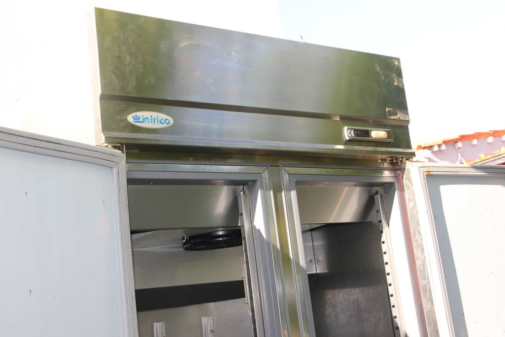 Balcão de Frio Vertical Inox