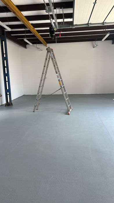 Do wynajęcia Hala w miejscowości Jerzmanki !!!