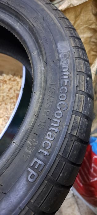 Pneus 175/55/15 Bridgestone, Continental
